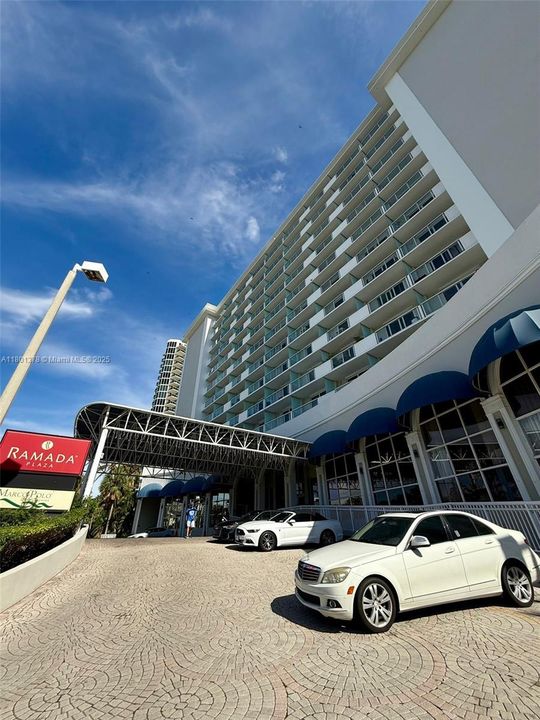 待售: $110,000 (0 贝兹, 1 浴室, 360 平方英尺)