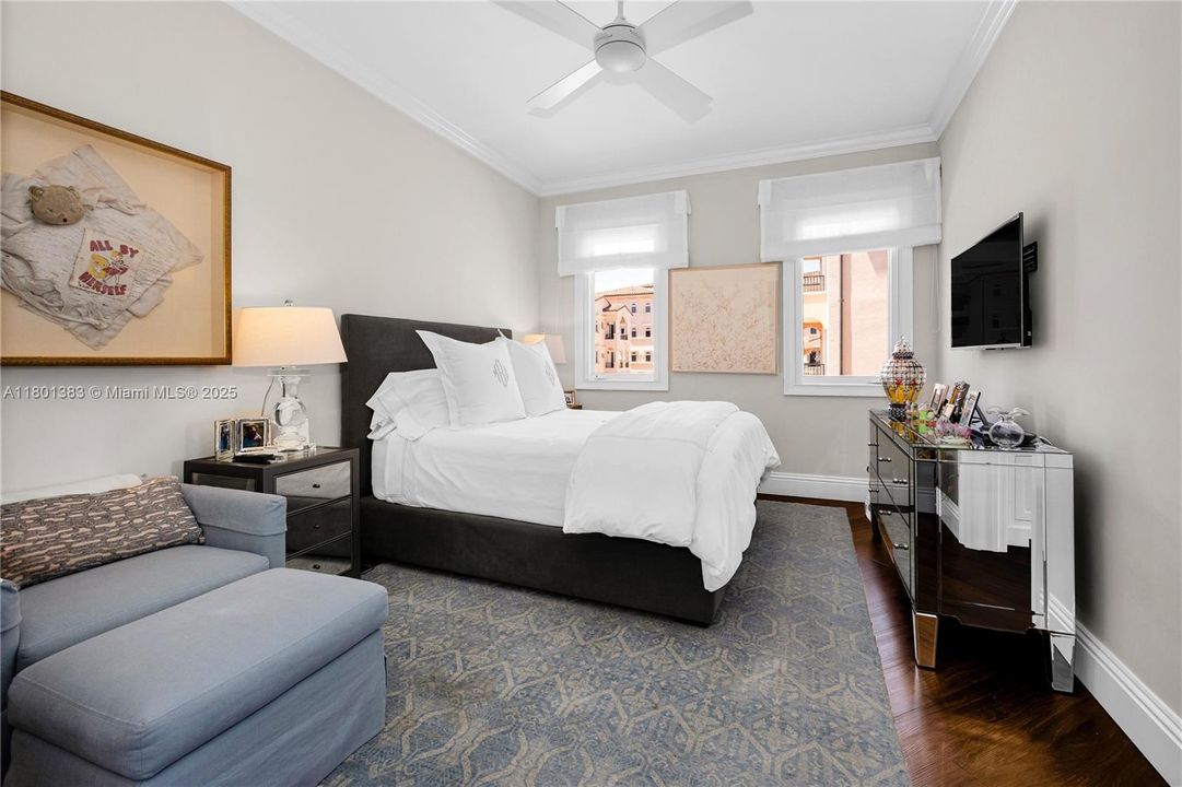 For Sale: $1,995,000 (3 beds, 3 baths, 3140 Square Feet)