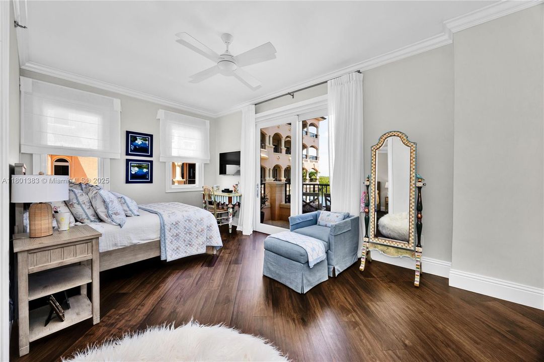 For Sale: $1,995,000 (3 beds, 3 baths, 3140 Square Feet)