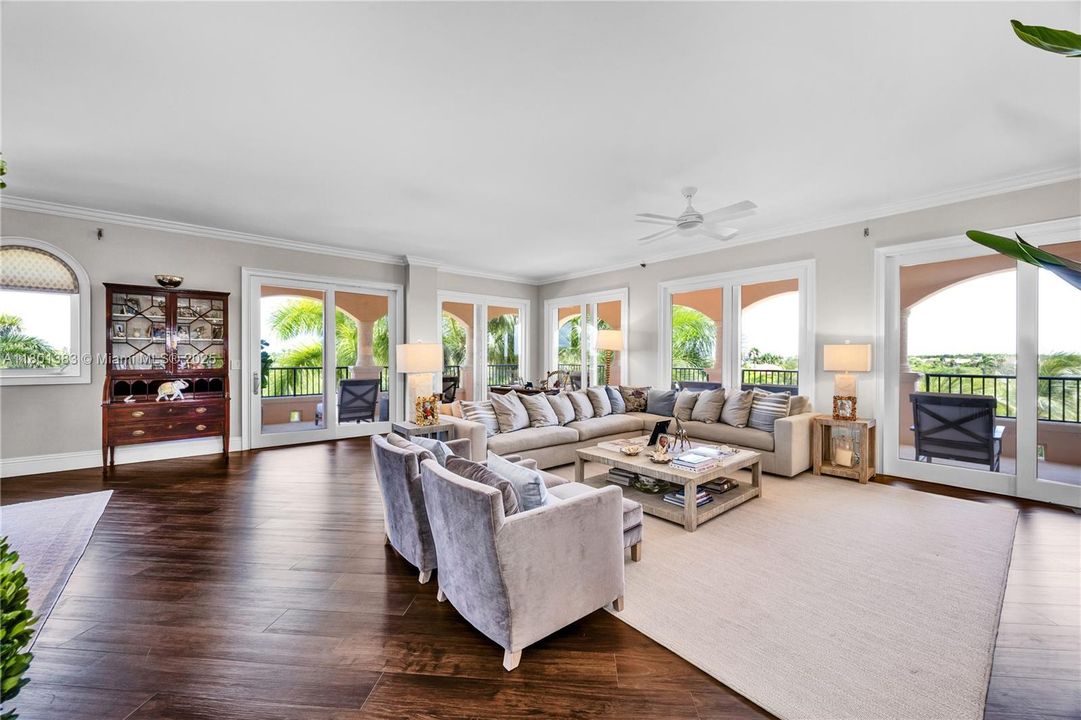 For Sale: $1,995,000 (3 beds, 3 baths, 3140 Square Feet)