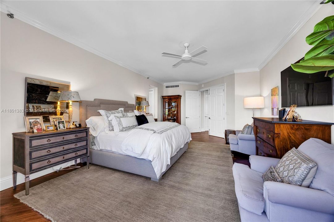 For Sale: $1,995,000 (3 beds, 3 baths, 3140 Square Feet)