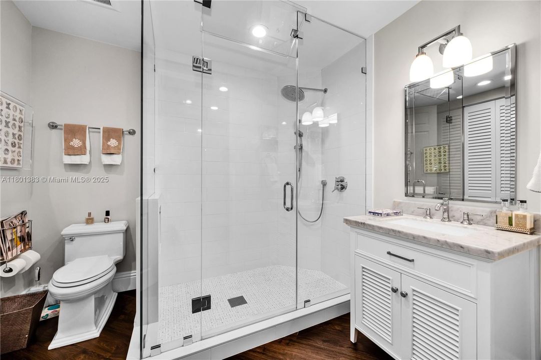 For Sale: $1,995,000 (3 beds, 3 baths, 3140 Square Feet)