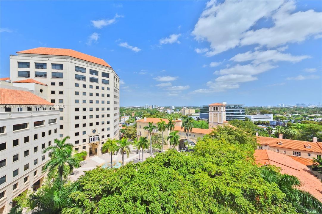 For Sale: $540,000 (2 beds, 2 baths, 1152 Square Feet)