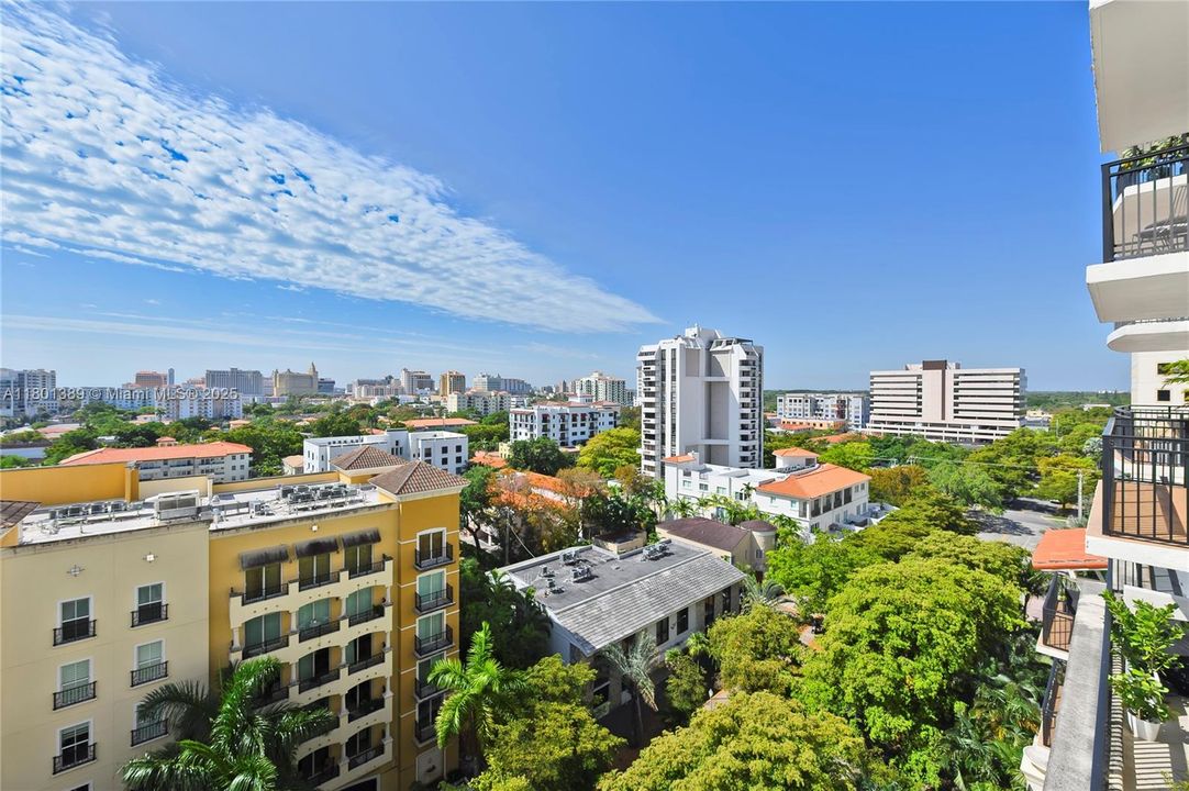 For Sale: $540,000 (2 beds, 2 baths, 1152 Square Feet)