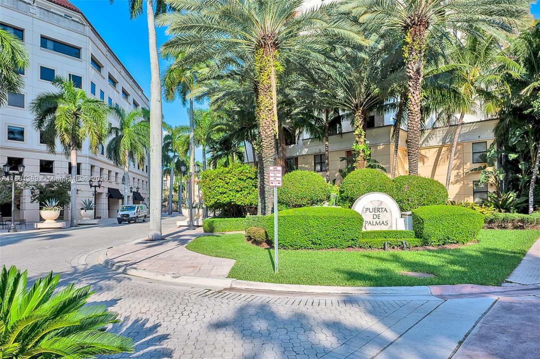 For Sale: $540,000 (2 beds, 2 baths, 1152 Square Feet)