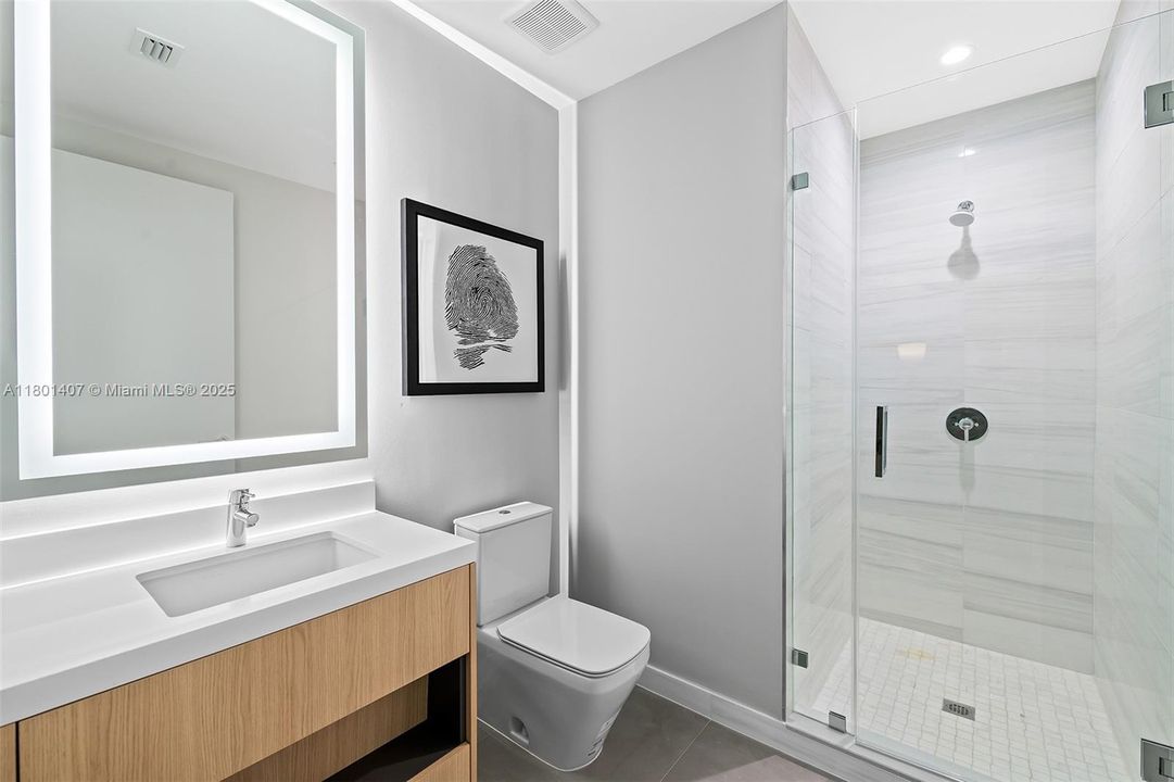 На продажу: $8,499,000 (5 спален, 6 ванн, 6513 Квадратных фут)