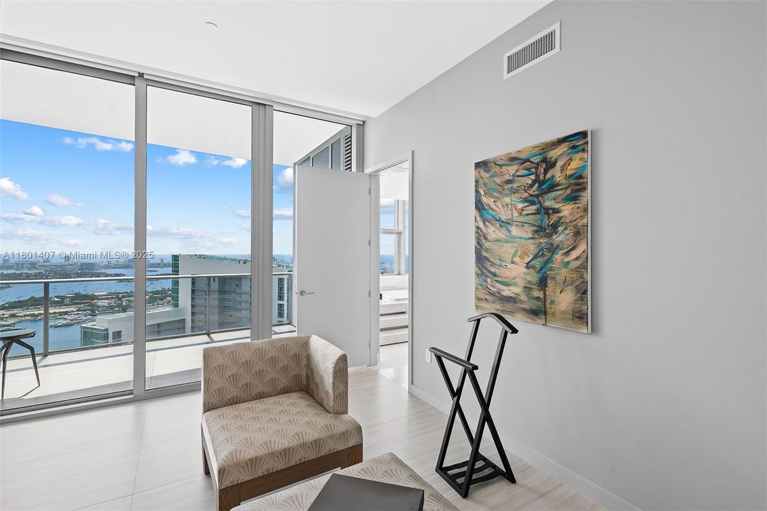 На продажу: $8,499,000 (5 спален, 6 ванн, 6513 Квадратных фут)