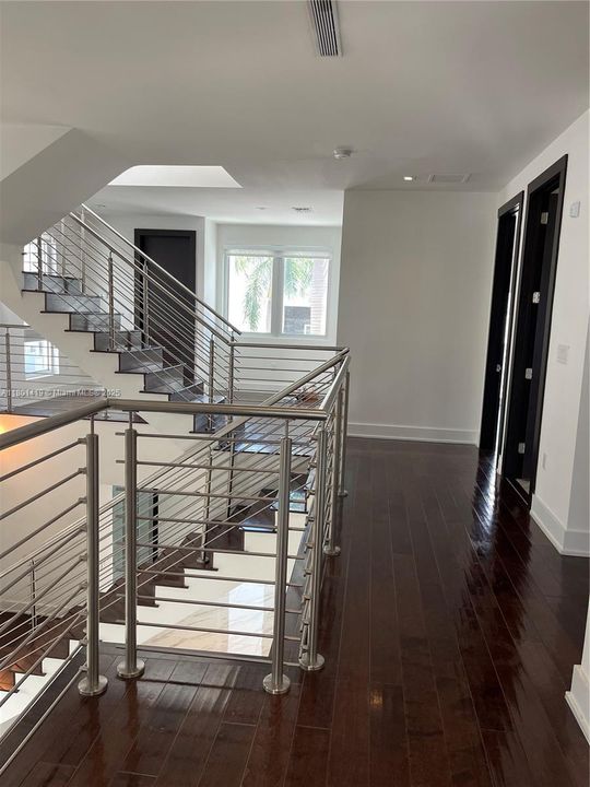 Recently Rented: $7,000 (4 beds, 4 baths, 3538 Square Feet)