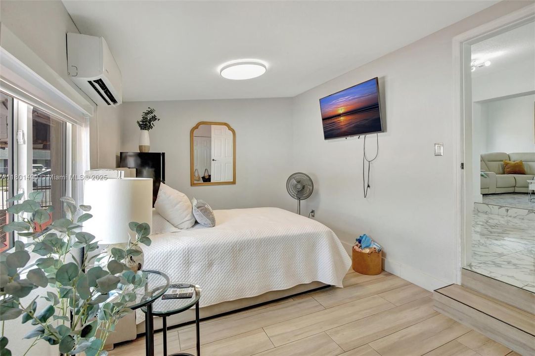 Vendido Recientemente: $560,000 (3 camas, 2 baños, 1264 Pies cuadrados)