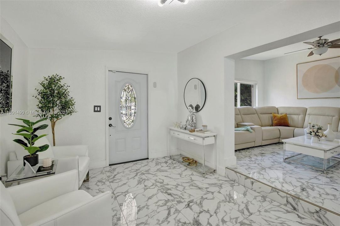 Vendido Recientemente: $560,000 (3 camas, 2 baños, 1264 Pies cuadrados)