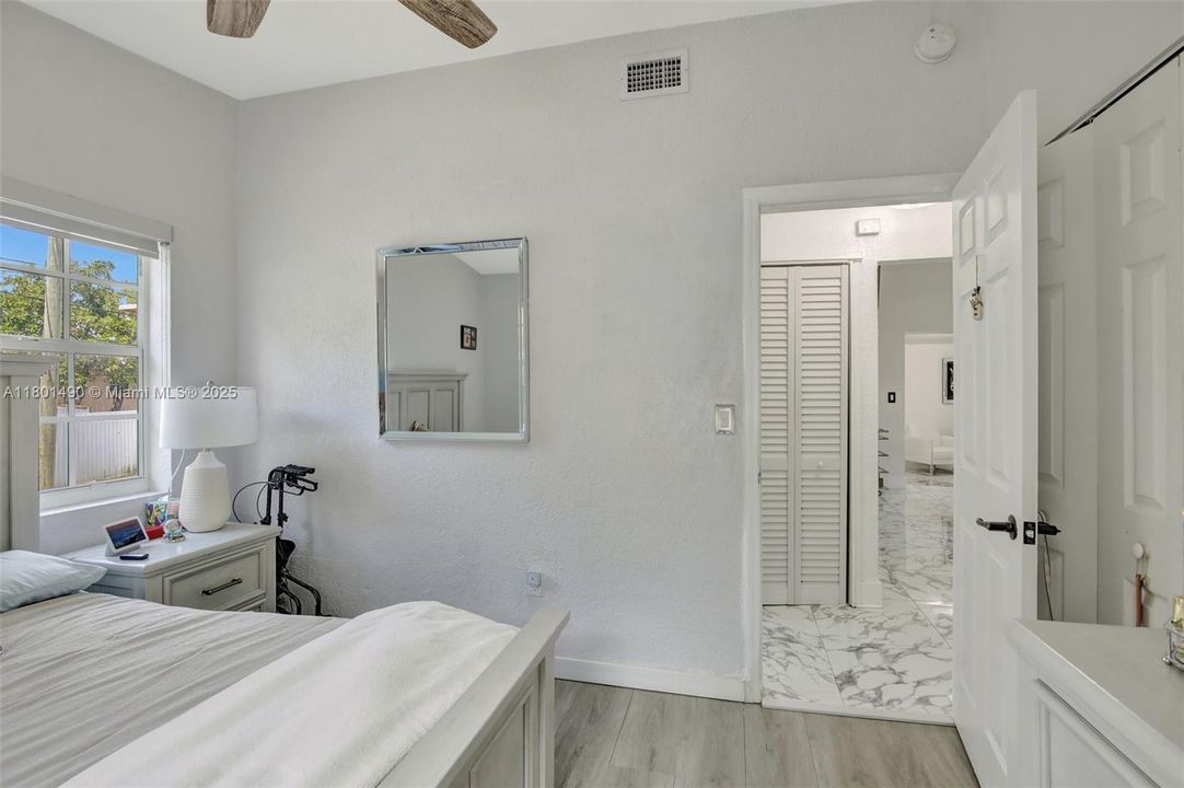 Vendido Recientemente: $560,000 (3 camas, 2 baños, 1264 Pies cuadrados)