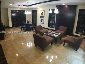 Recently Rented: $1,950 (1 beds, 1 baths, 756 Square Feet)