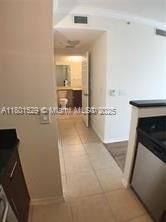 Recently Rented: $1,950 (1 beds, 1 baths, 756 Square Feet)