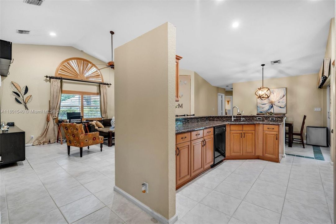 Active With Contract: $770,000 (5 beds, 3 baths, 2506 Square Feet)