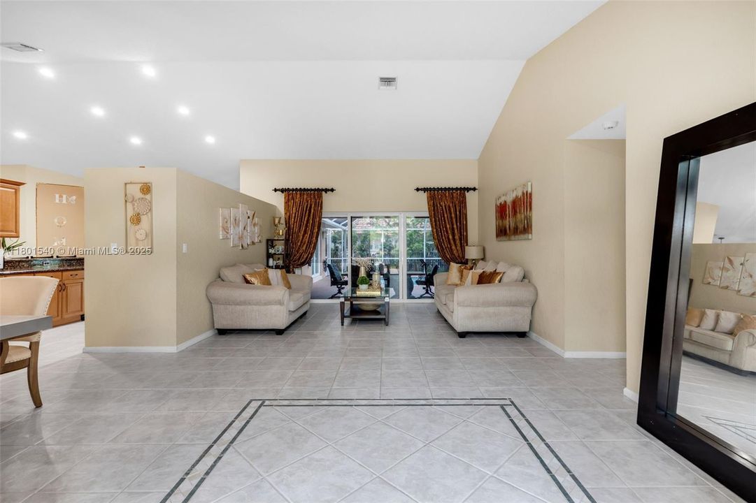 Active With Contract: $770,000 (5 beds, 3 baths, 2506 Square Feet)