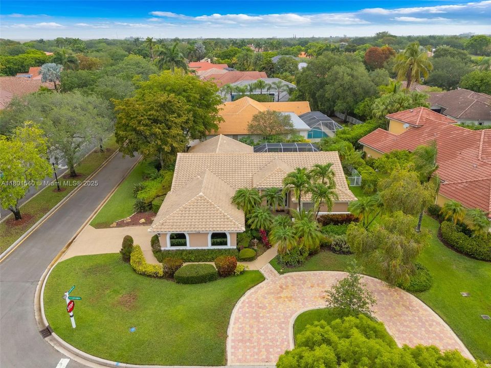 Active With Contract: $770,000 (5 beds, 3 baths, 2506 Square Feet)