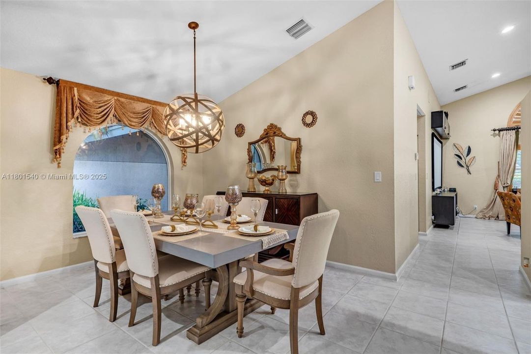 Active With Contract: $770,000 (5 beds, 3 baths, 2506 Square Feet)