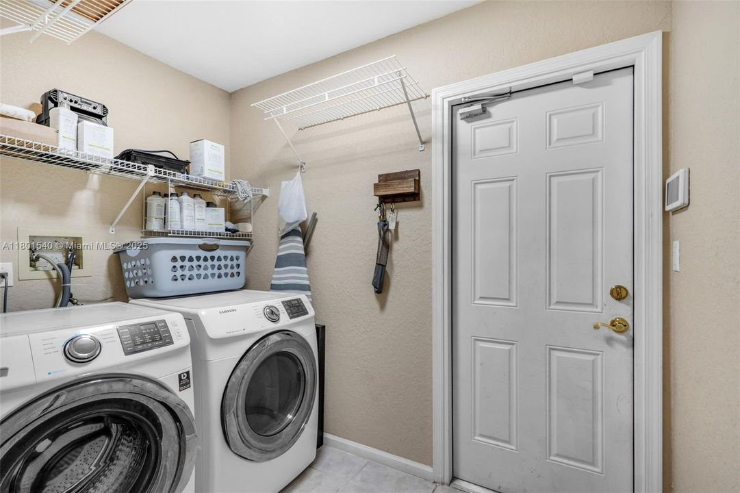 Active With Contract: $770,000 (5 beds, 3 baths, 2506 Square Feet)