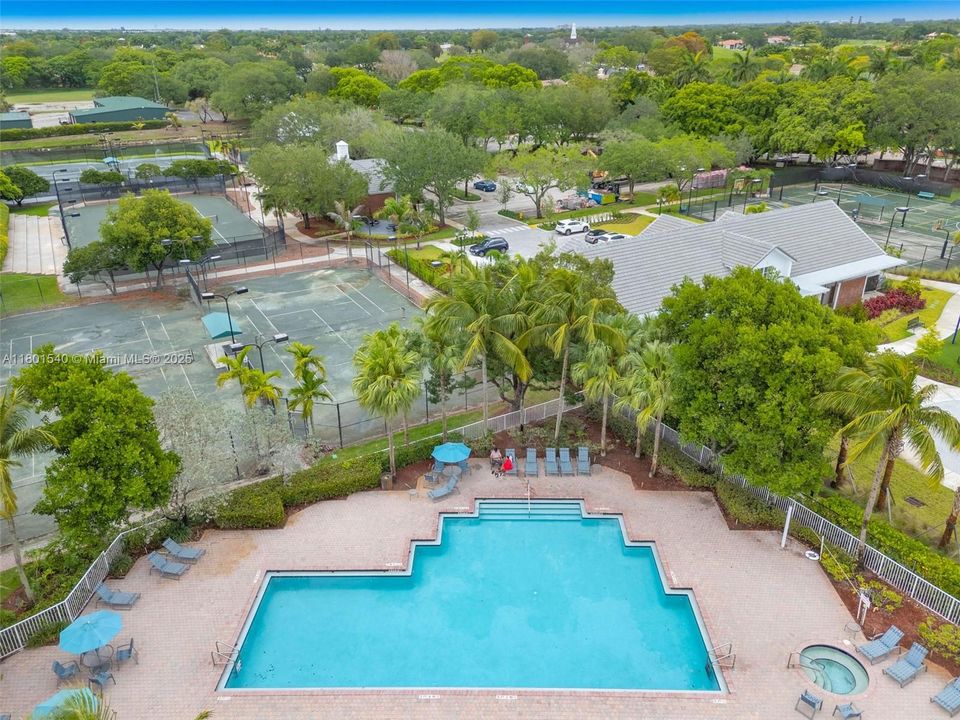 Active With Contract: $770,000 (5 beds, 3 baths, 2506 Square Feet)