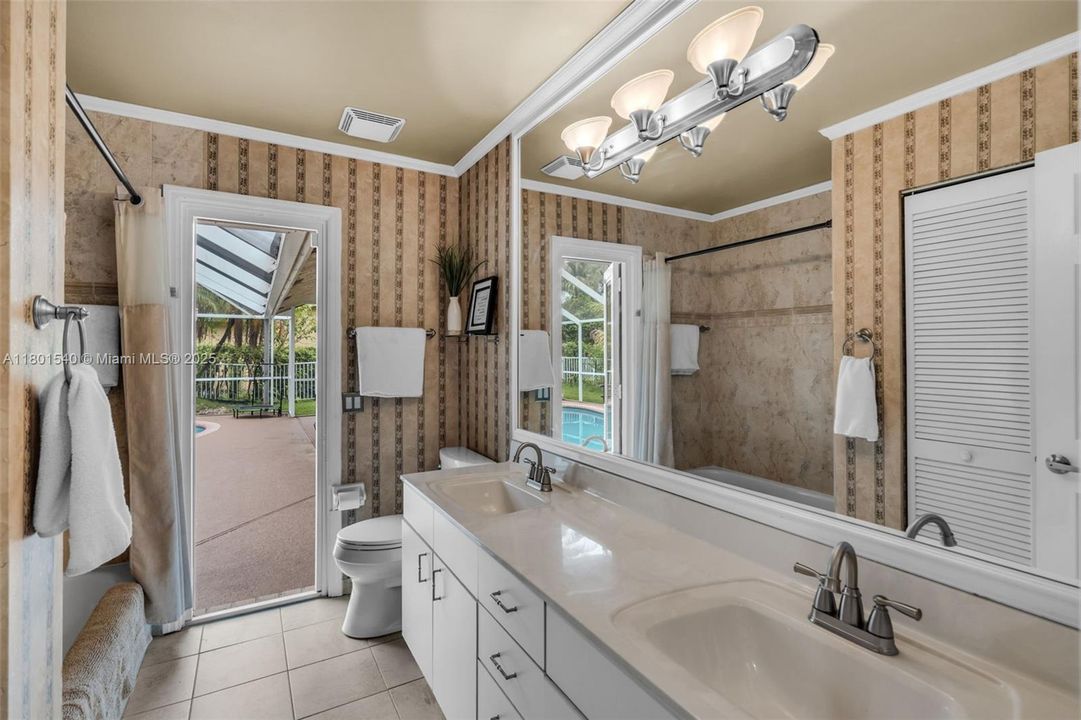 Active With Contract: $770,000 (5 beds, 3 baths, 2506 Square Feet)