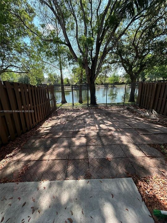 Недавно арендовано: $3,300 (3 спален, 2 ванн, 1578 Квадратных фут)