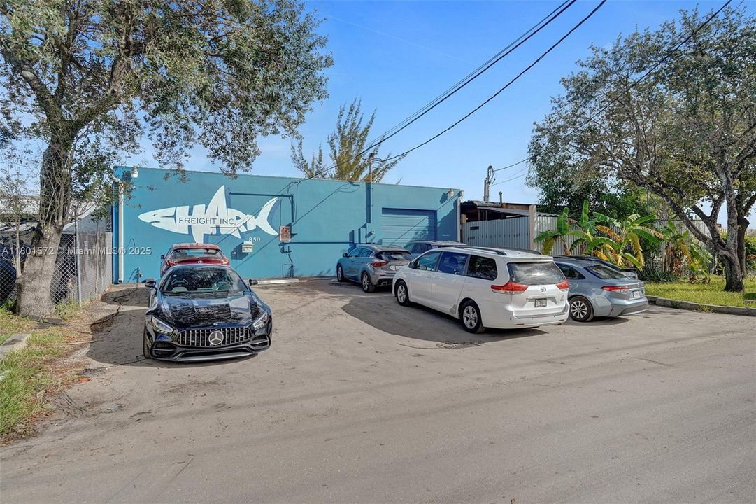 待售: $4,600,000 (0 贝兹, 0 浴室, 0 平方英尺)