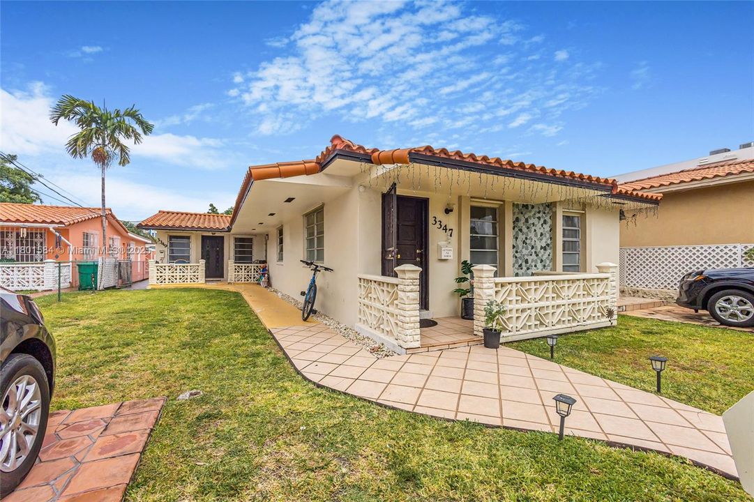 Recently Sold: $949,000 (0 beds, 0 baths, 2105 Square Feet)