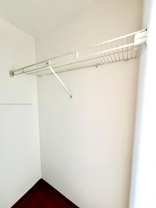 For Sale: $359,900 (2 beds, 2 baths, 1053 Square Feet)