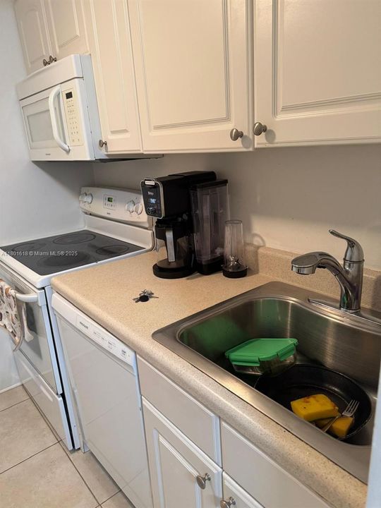 Recently Sold: $147,000 (1 beds, 1 baths, 620 Square Feet)