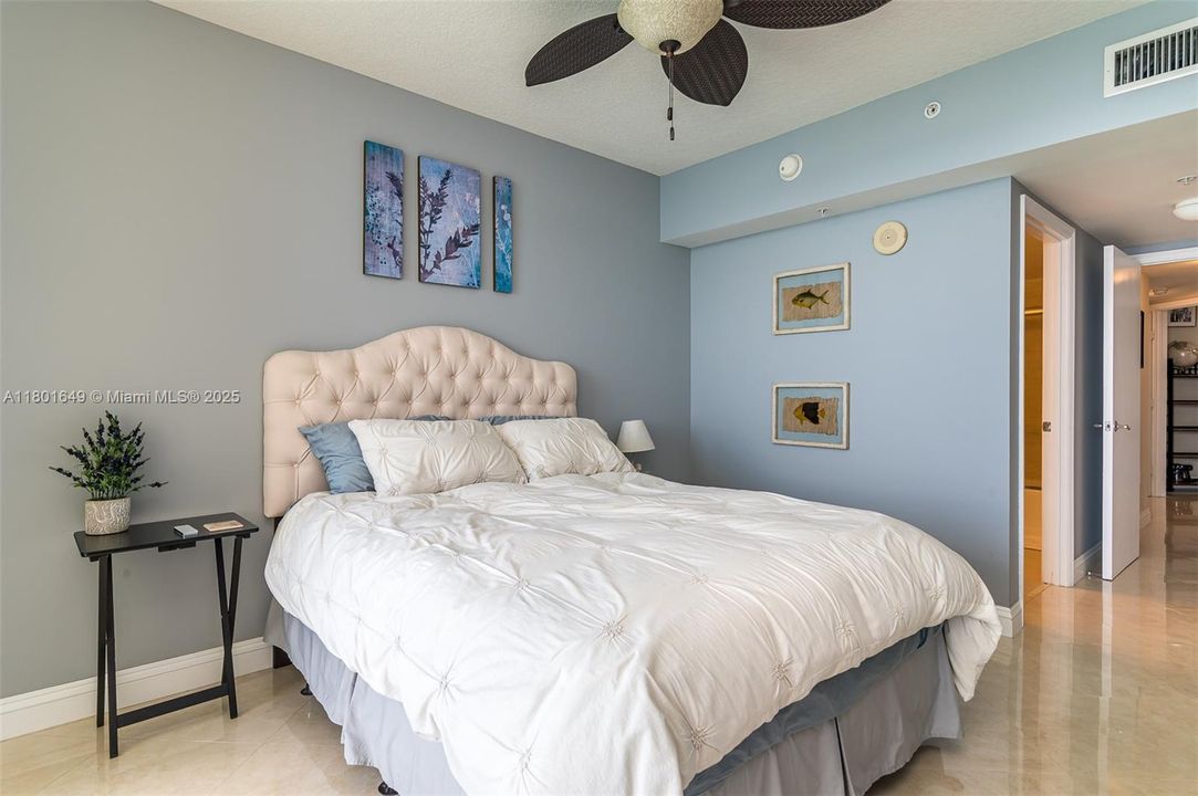 待售: $1,295,000 (3 贝兹, 2 浴室, 1623 平方英尺)