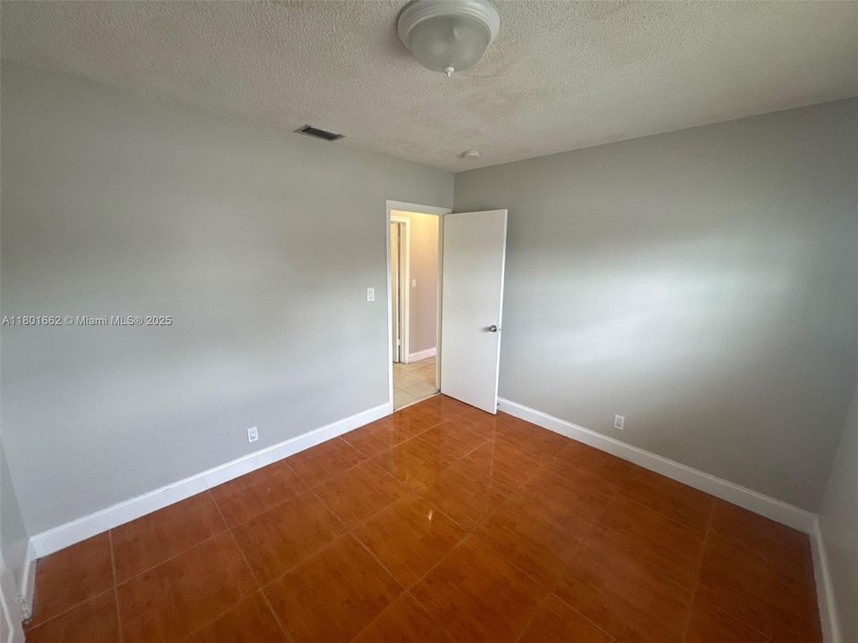 Active With Contract: $490,000 (4 beds, 2 baths, 1676 Square Feet)