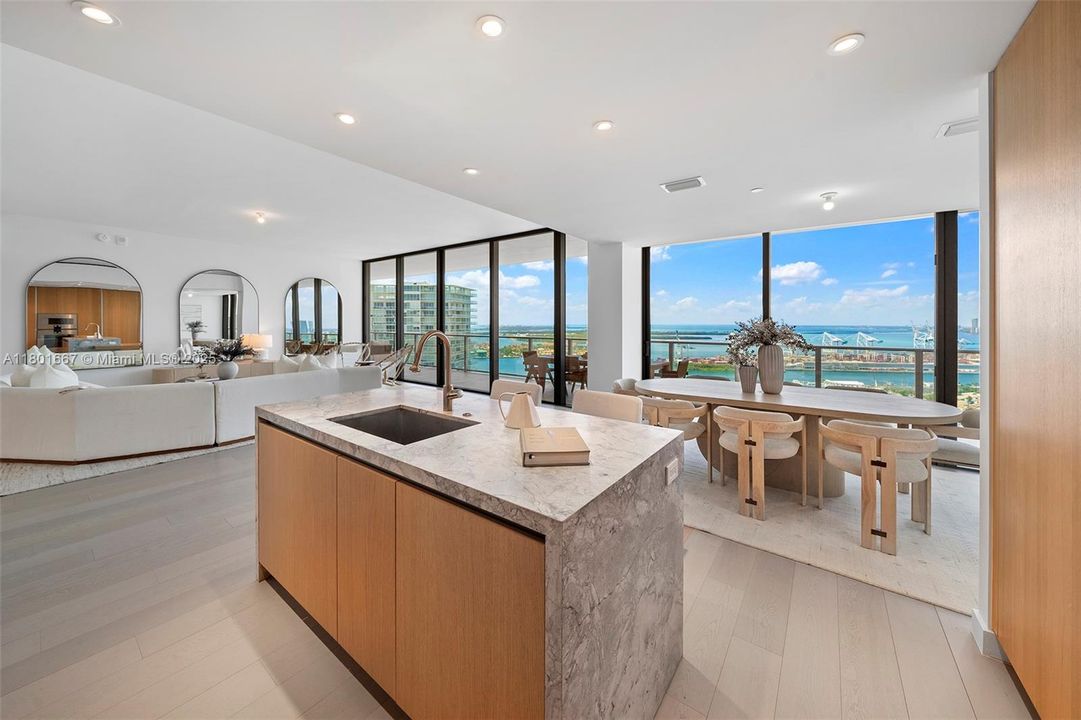 For Sale: $6,850,000 (3 beds, 3 baths, 2930 Square Feet)