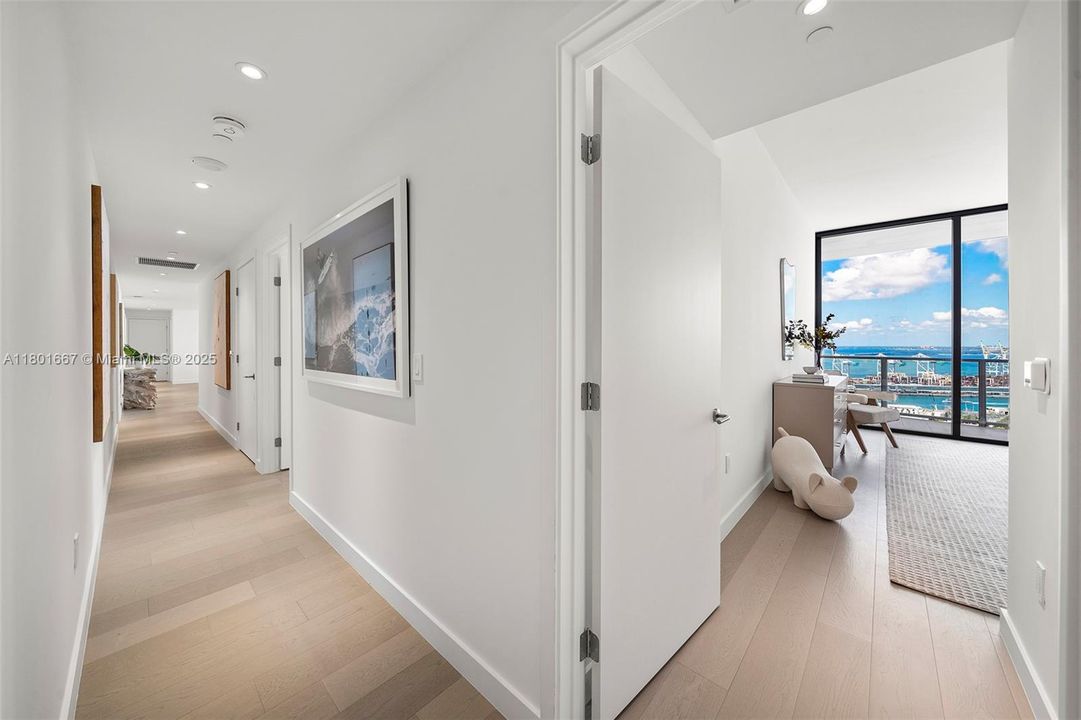 For Sale: $6,850,000 (3 beds, 3 baths, 2930 Square Feet)