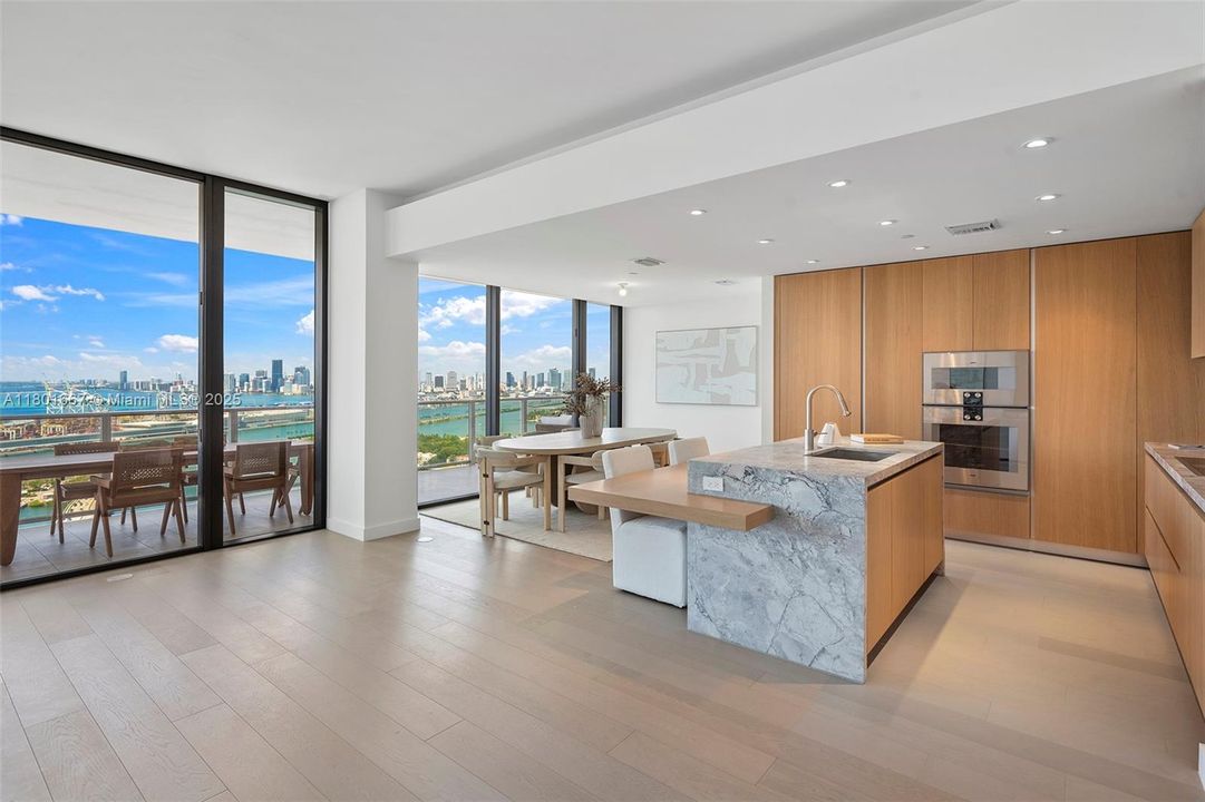 For Sale: $6,850,000 (3 beds, 3 baths, 2930 Square Feet)