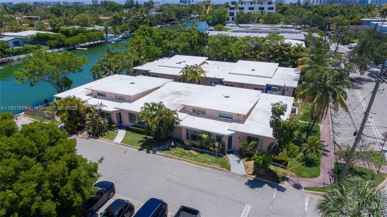 En Venta: $1,125,000 (2 camas, 2 baños, 870 Pies cuadrados)