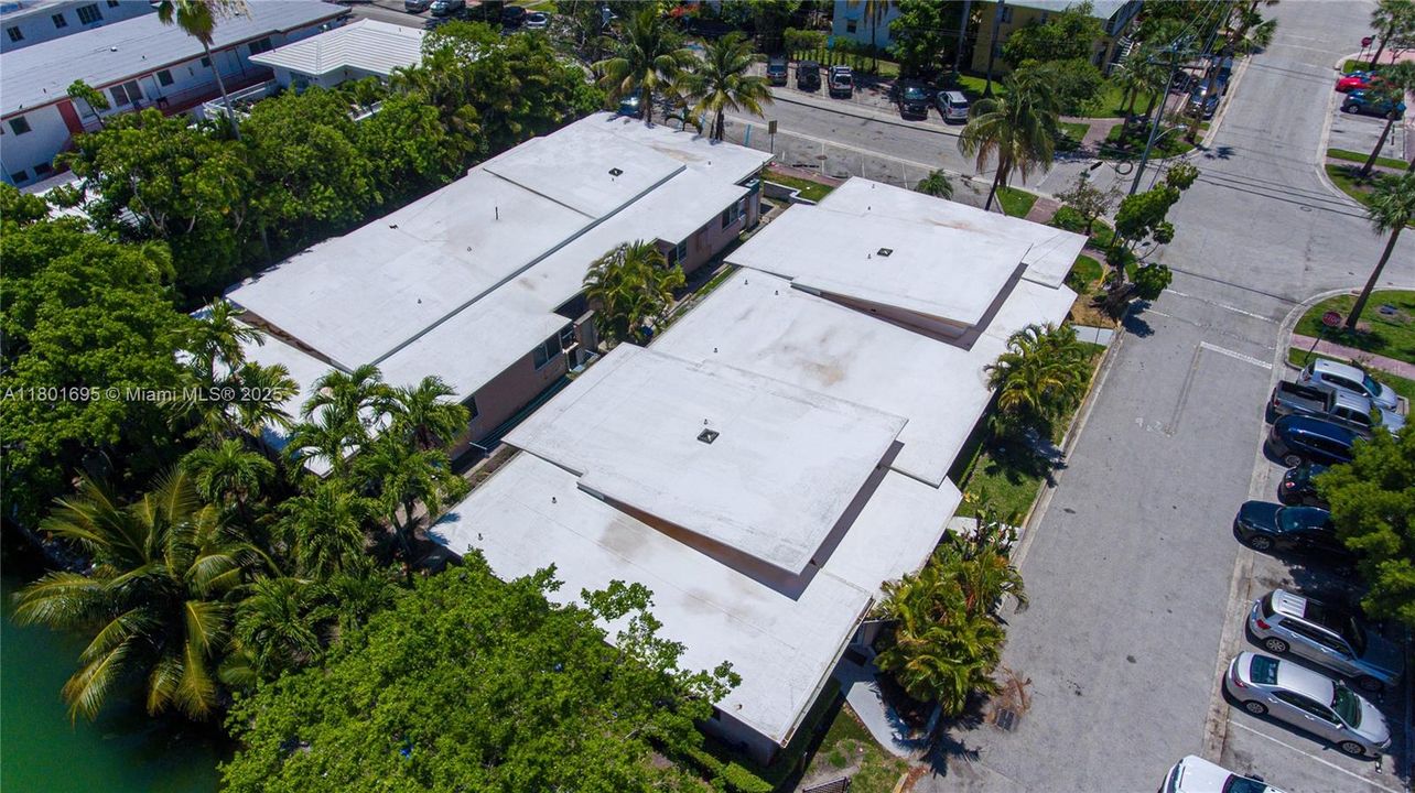 En Venta: $1,125,000 (2 camas, 2 baños, 870 Pies cuadrados)