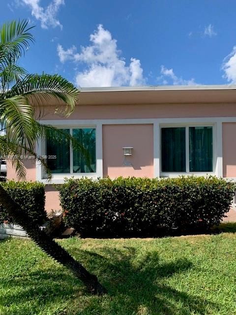 En Venta: $1,125,000 (2 camas, 2 baños, 890 Pies cuadrados)