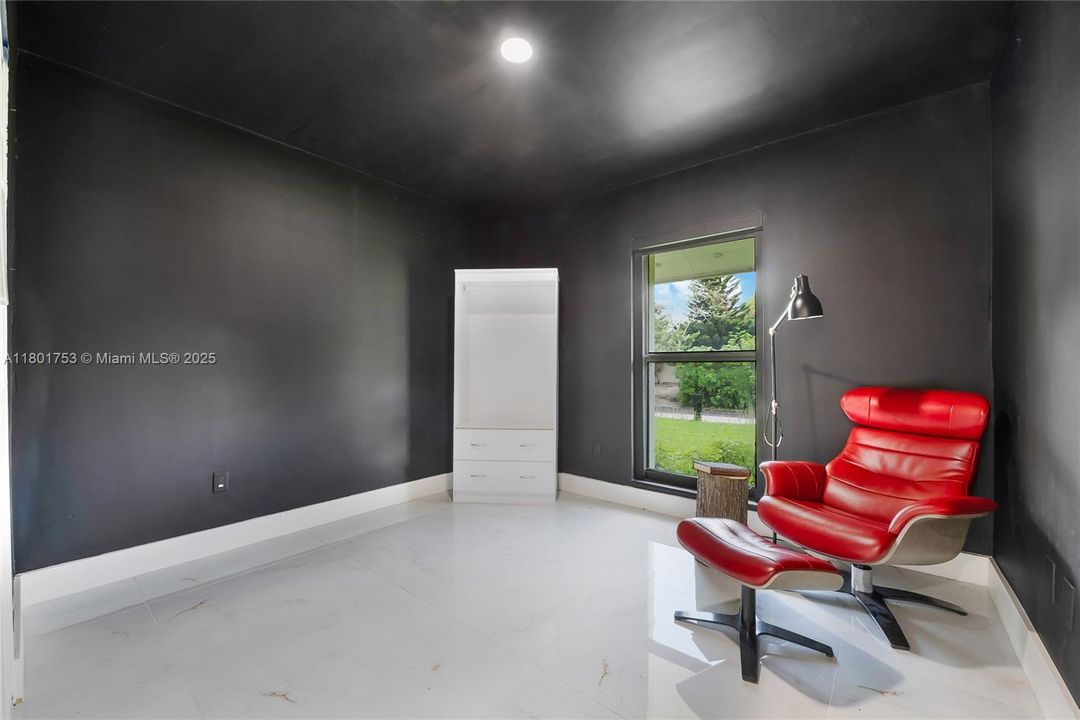 En Venta: $1,197,750 (3 camas, 2 baños, 1512 Pies cuadrados)