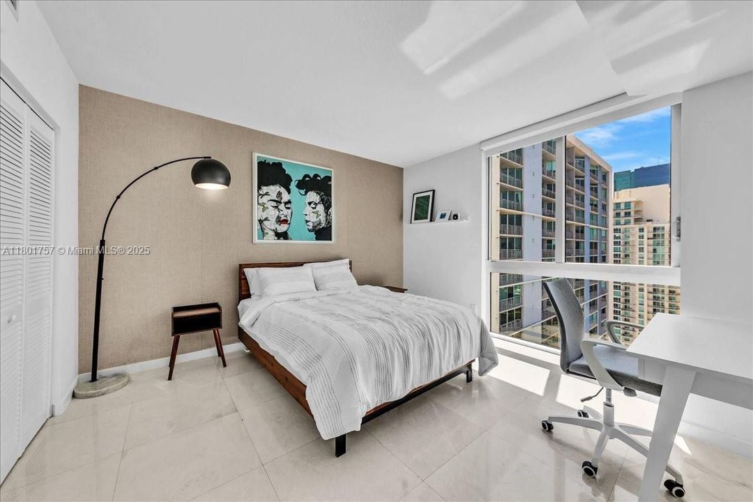 最近售出: $599,000 (2 贝兹, 2 浴室, 1105 平方英尺)