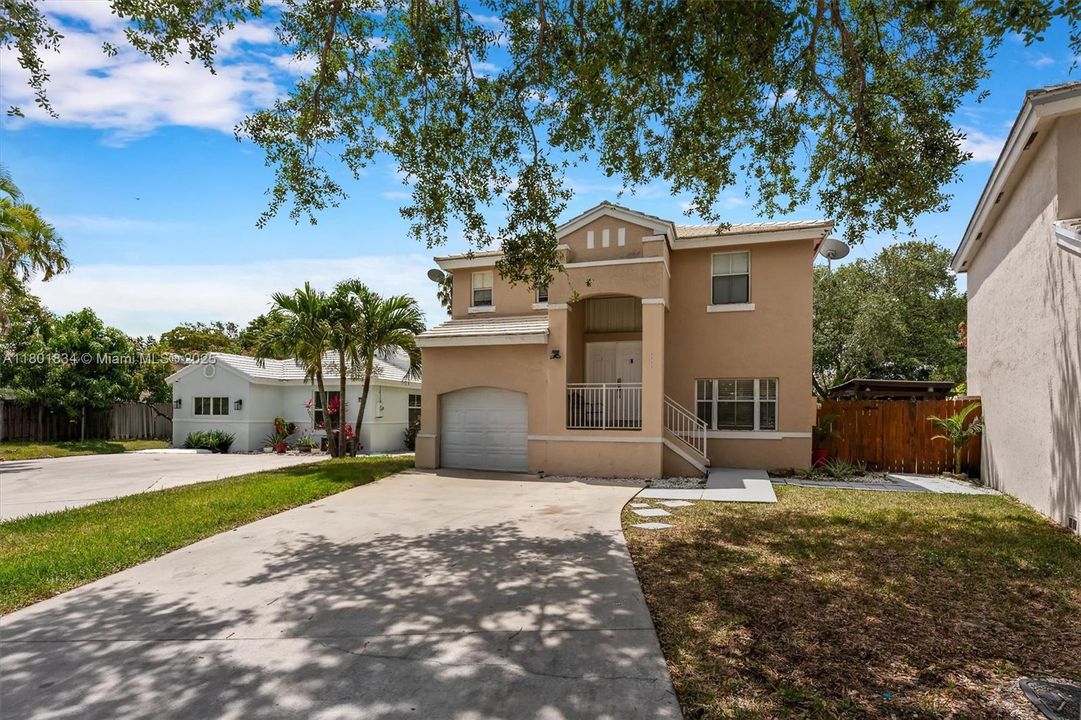 Recently Sold: $495,900 (3 beds, 2 baths, 1500 Square Feet)