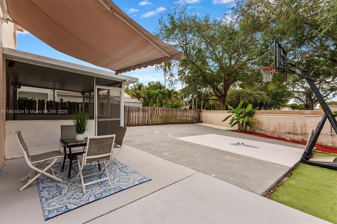 Recently Sold: $495,900 (3 beds, 2 baths, 1500 Square Feet)