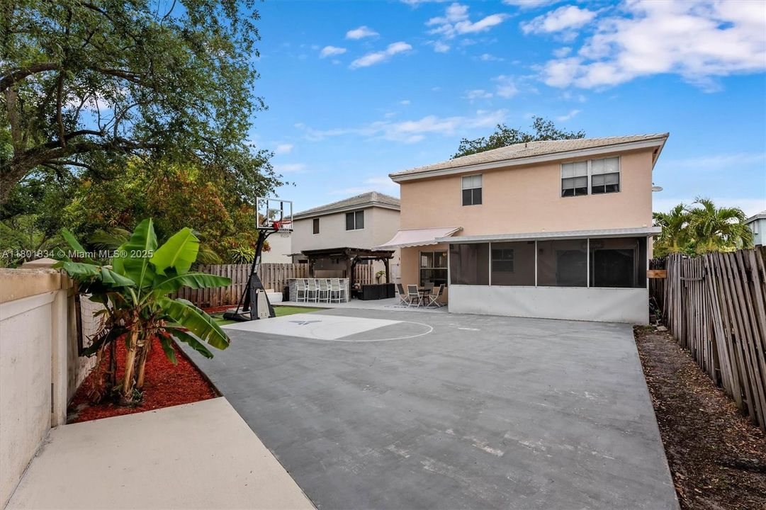 Recently Sold: $495,900 (3 beds, 2 baths, 1500 Square Feet)