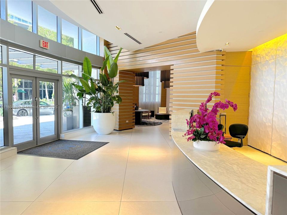 Recently Sold: $739,000 (2 beds, 2 baths, 1262 Square Feet)