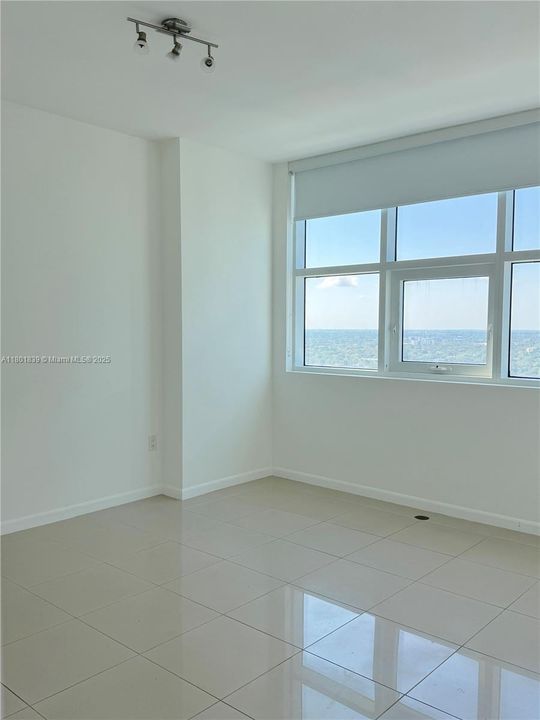 Recently Sold: $739,000 (2 beds, 2 baths, 1262 Square Feet)