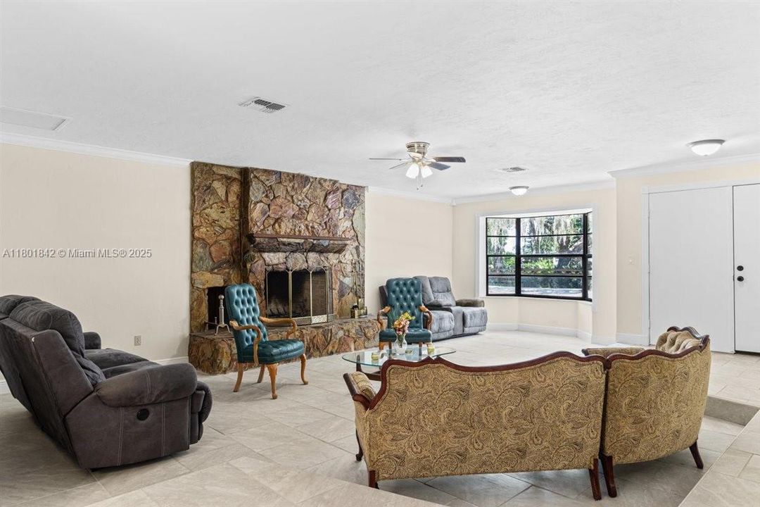 For Sale: $436,000 (4 beds, 2 baths, 2030 Square Feet)