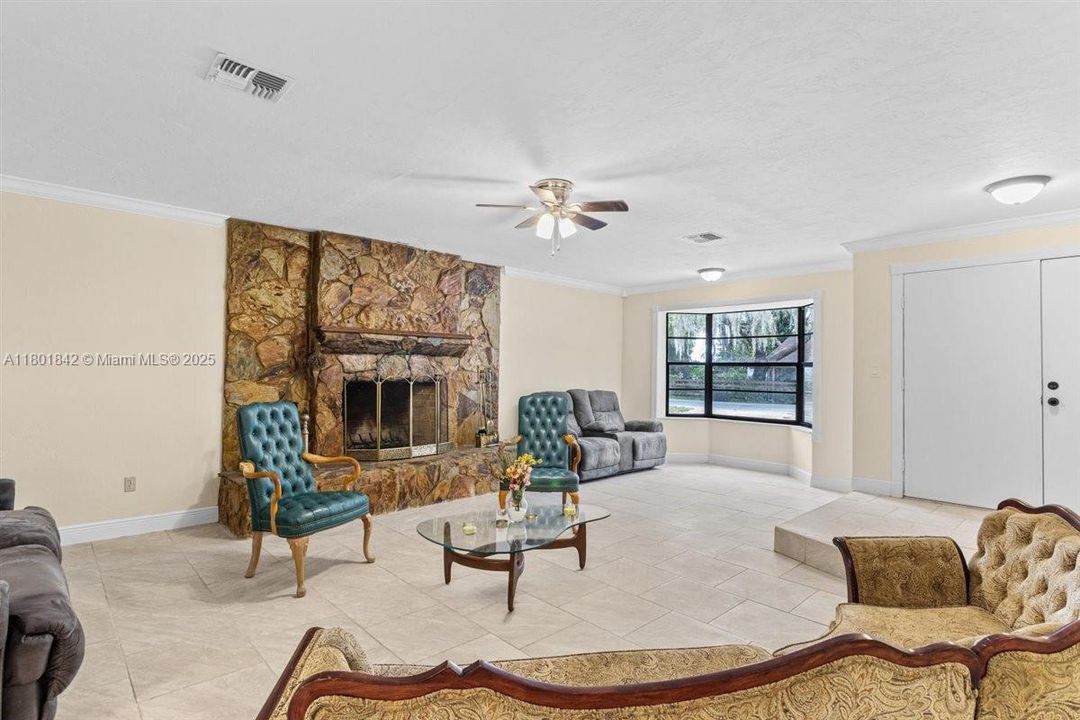 For Sale: $436,000 (4 beds, 2 baths, 2030 Square Feet)