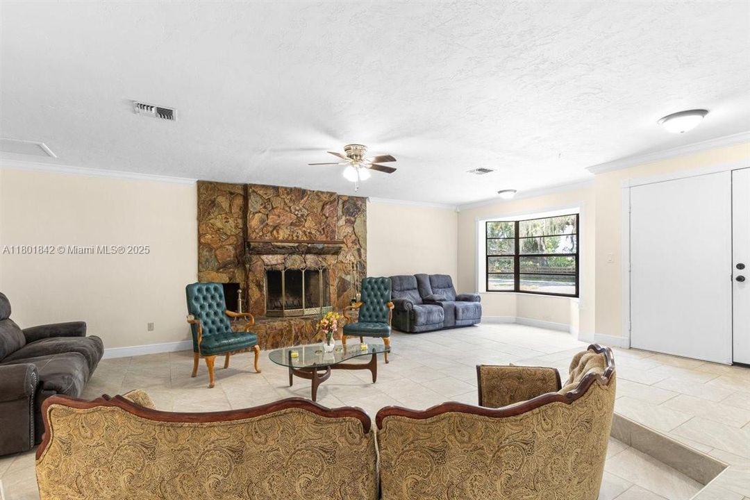 For Sale: $436,000 (4 beds, 2 baths, 2030 Square Feet)