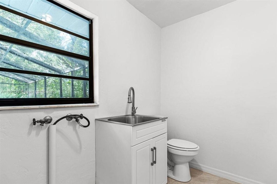 For Sale: $436,000 (4 beds, 2 baths, 2030 Square Feet)