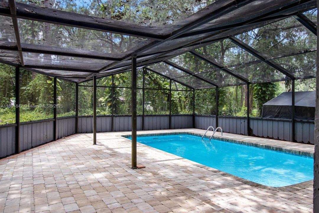 For Sale: $436,000 (4 beds, 2 baths, 2030 Square Feet)