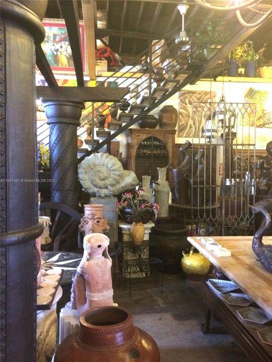 出租: $11,000 (0 贝兹, 0 浴室, 0 平方英尺)